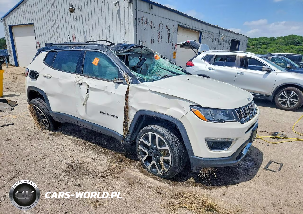 2018 Jeep Compass Limited VIN:3C4NJDCB7JT350642 - 4