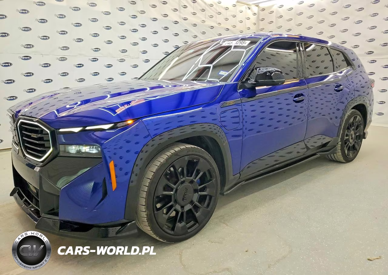 2023 BMW Xm