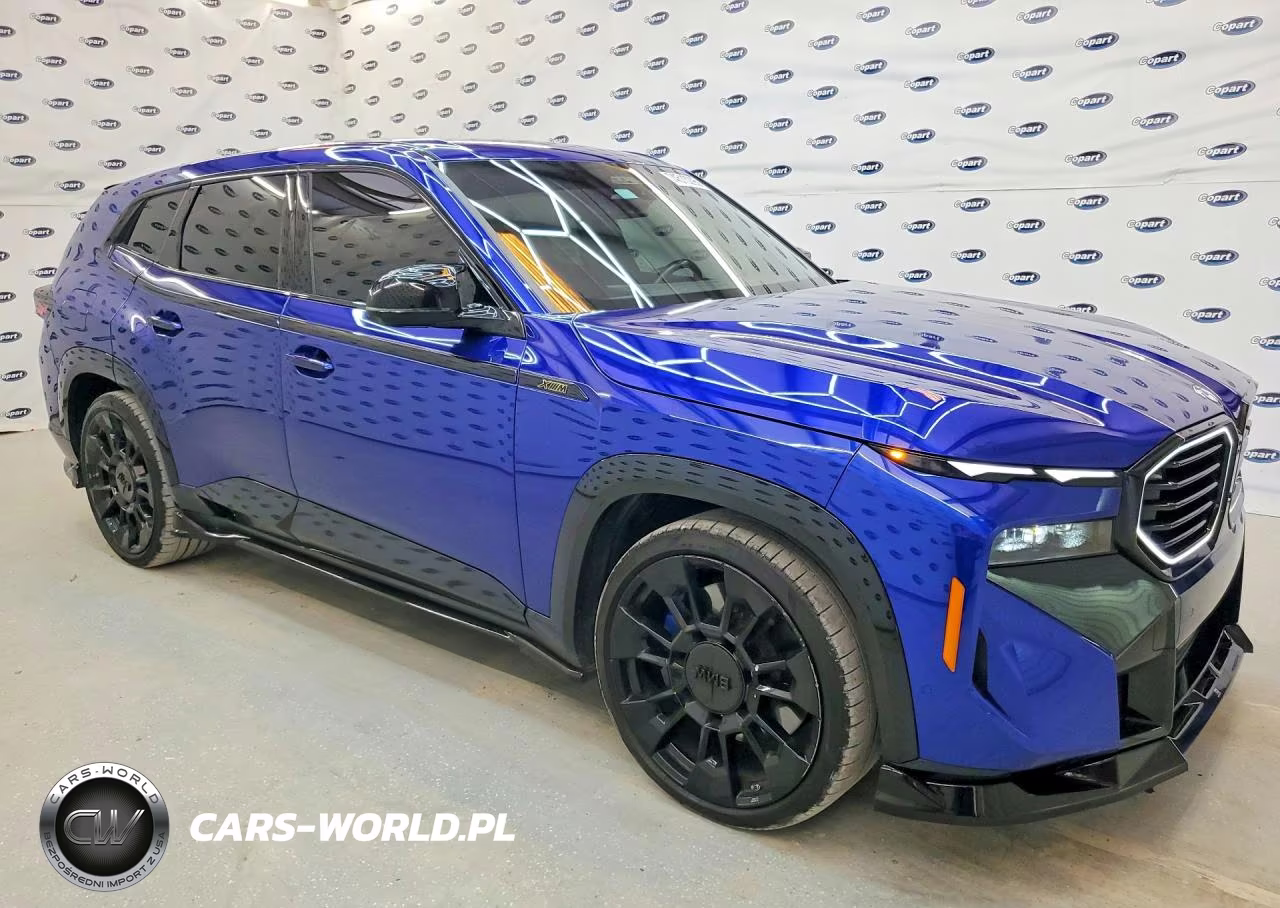 2023 BMW Xm VIN:5YM23CS0XP9S15459 - 4