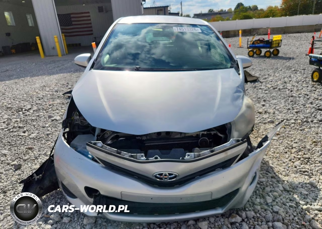 2013 Toyota Yaris 5-Door Le VIN:JTDKTUD38DD557636 - 5