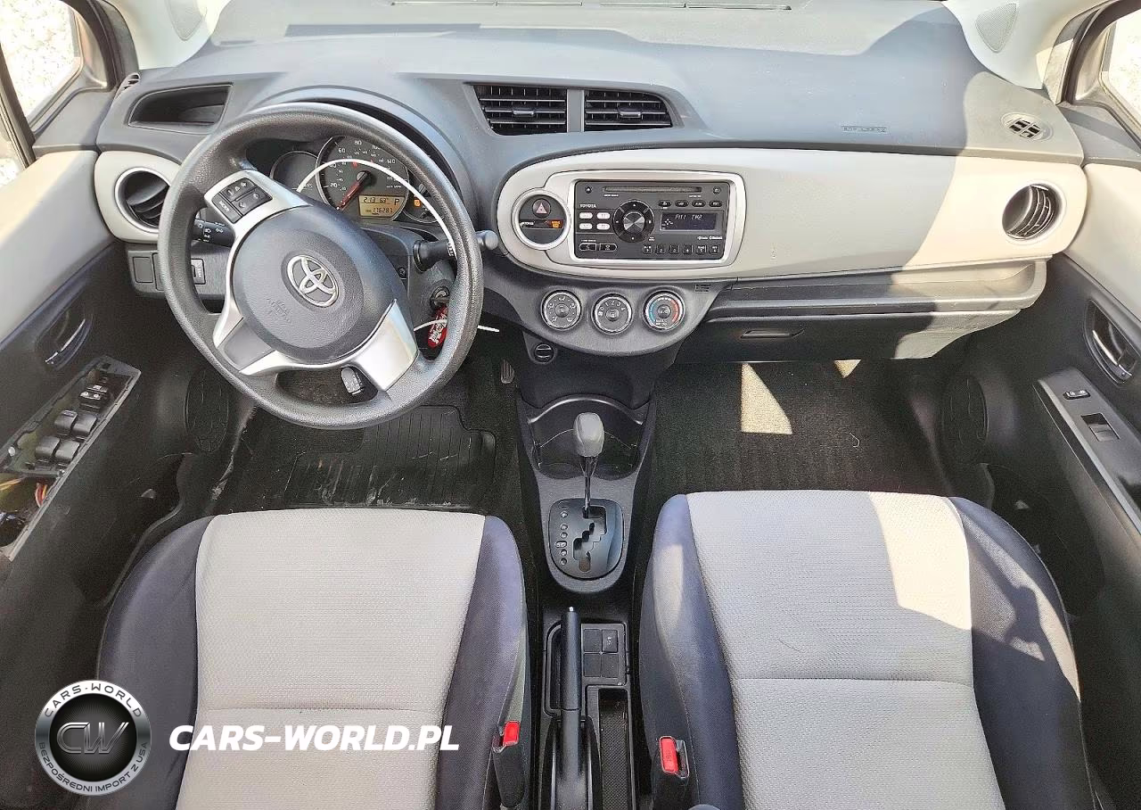 2013 Toyota Yaris 5-Door Le VIN:JTDKTUD38DD557636 - 8