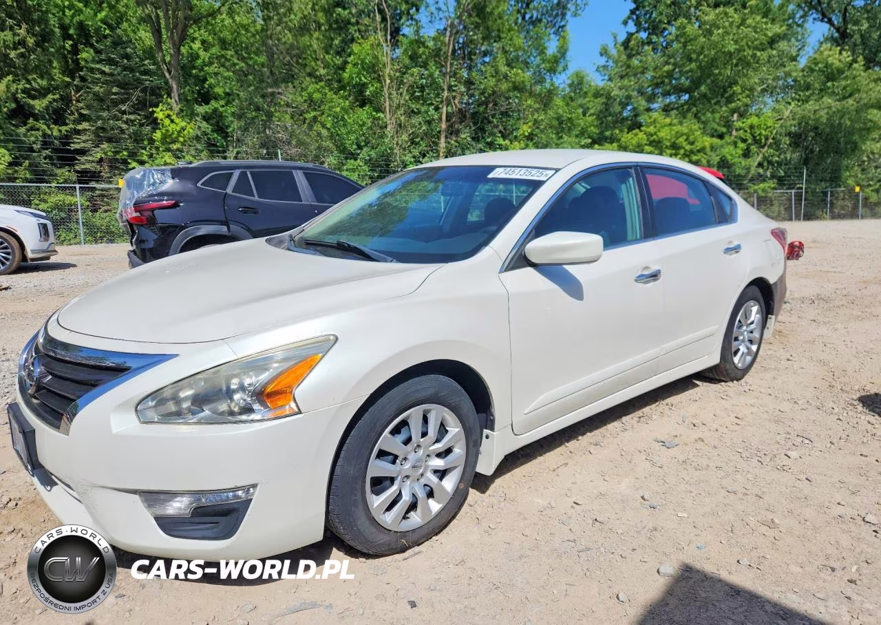 2013 Nissan Altima 2.5 S – zdjęcie 1 z 13