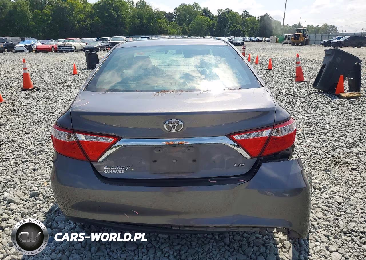 2017 Toyota Camry Le VIN:4T1BF1FK1HU307781 - 6