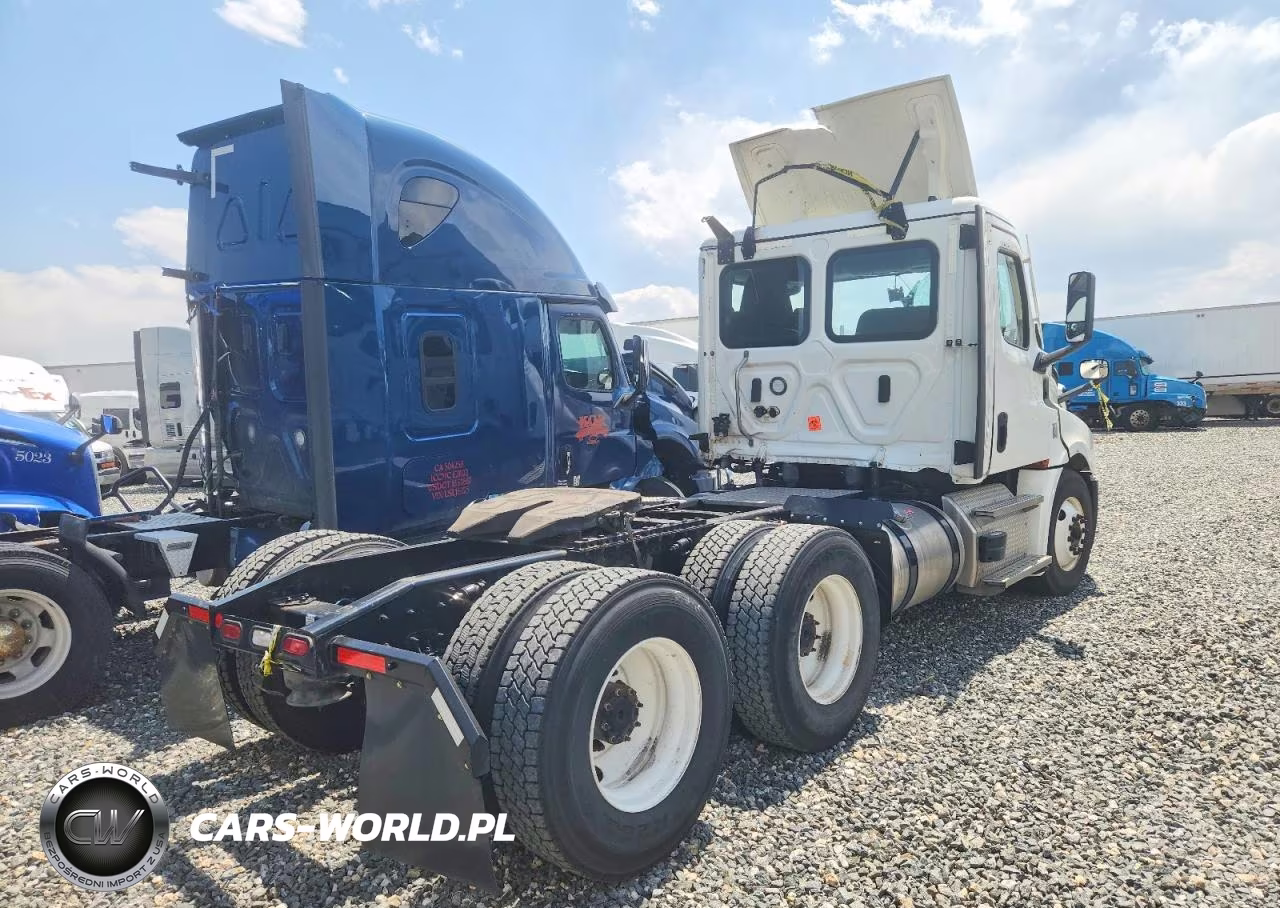 2022 Freightliner Cascadia 126 Semi Truck VIN:3AKJHLDV3NSNF2689 - 4