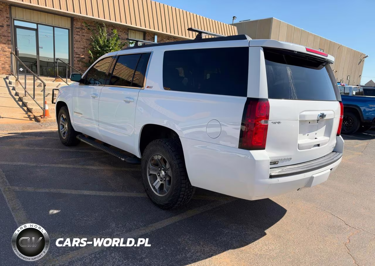 2018 Chevrolet Suburban K1500 Lt VIN:1GNSKHKC1JR396954 - 3