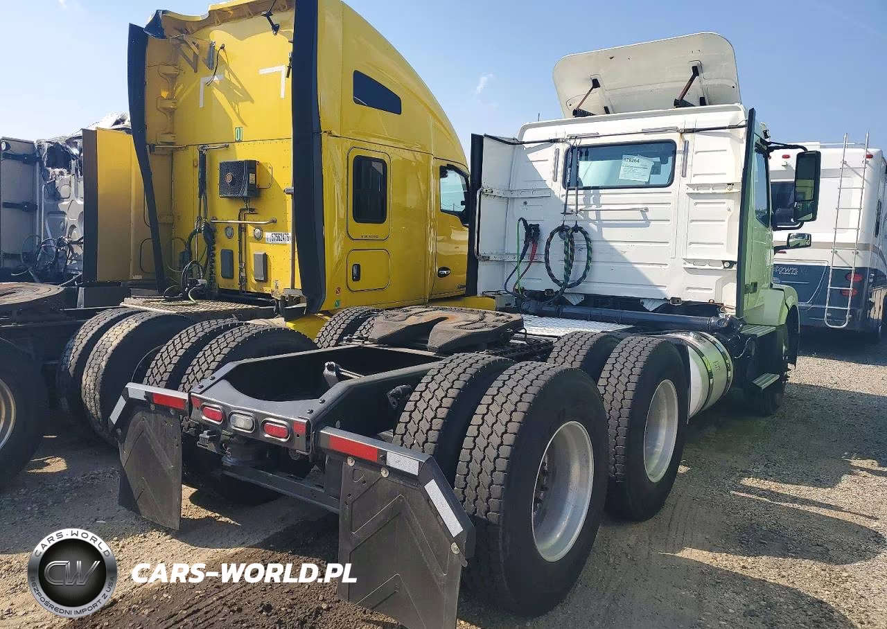 2018 Volvo Vnl Semi Truck VIN:4V4NC9EH5JN996324 - 4
