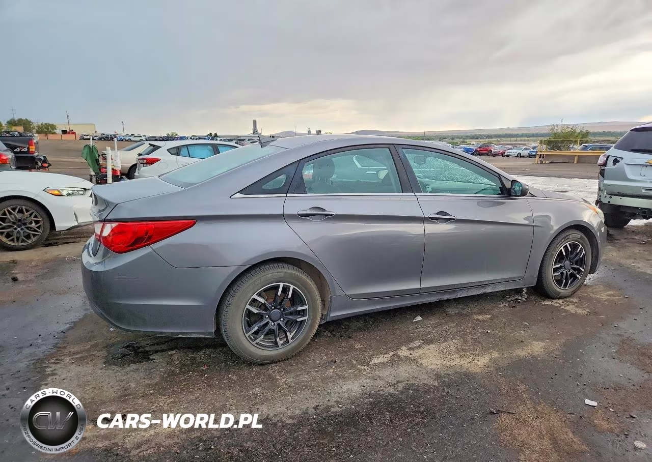 2013 Hyundai Sonata Gls VIN:5NPEB4AC3DH529371 - 3