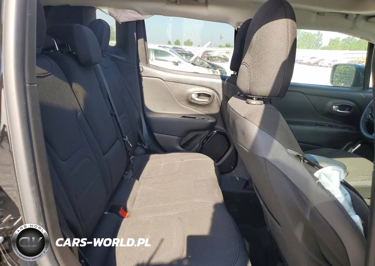 2017 Jeep Renegade Latitude VIN:ZACCJBBB8HPF18058 - 11