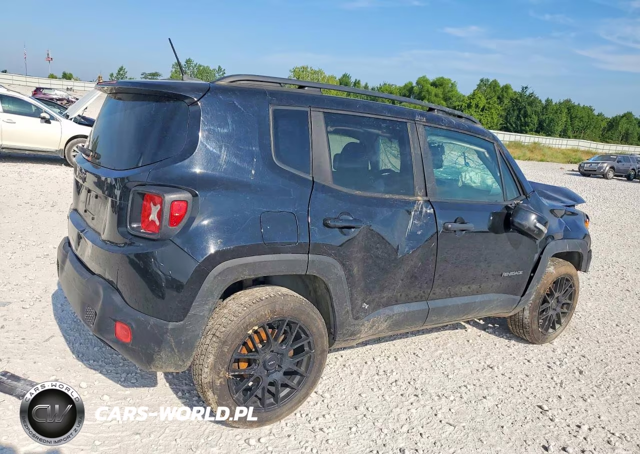 2017 Jeep Renegade Latitude VIN:ZACCJBBB8HPF18058 - 3