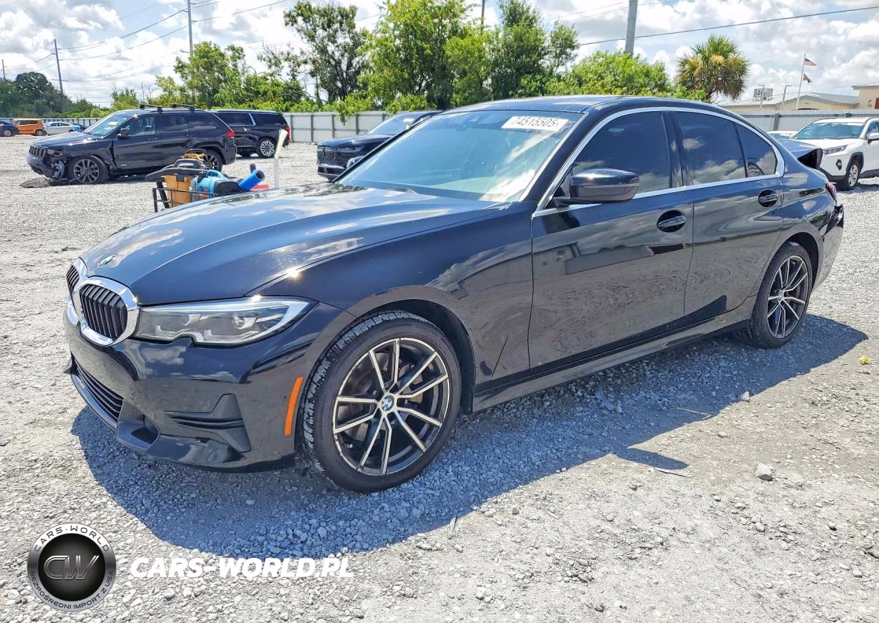 2020 BMW 330Xi – zdjęcie 1 z 12