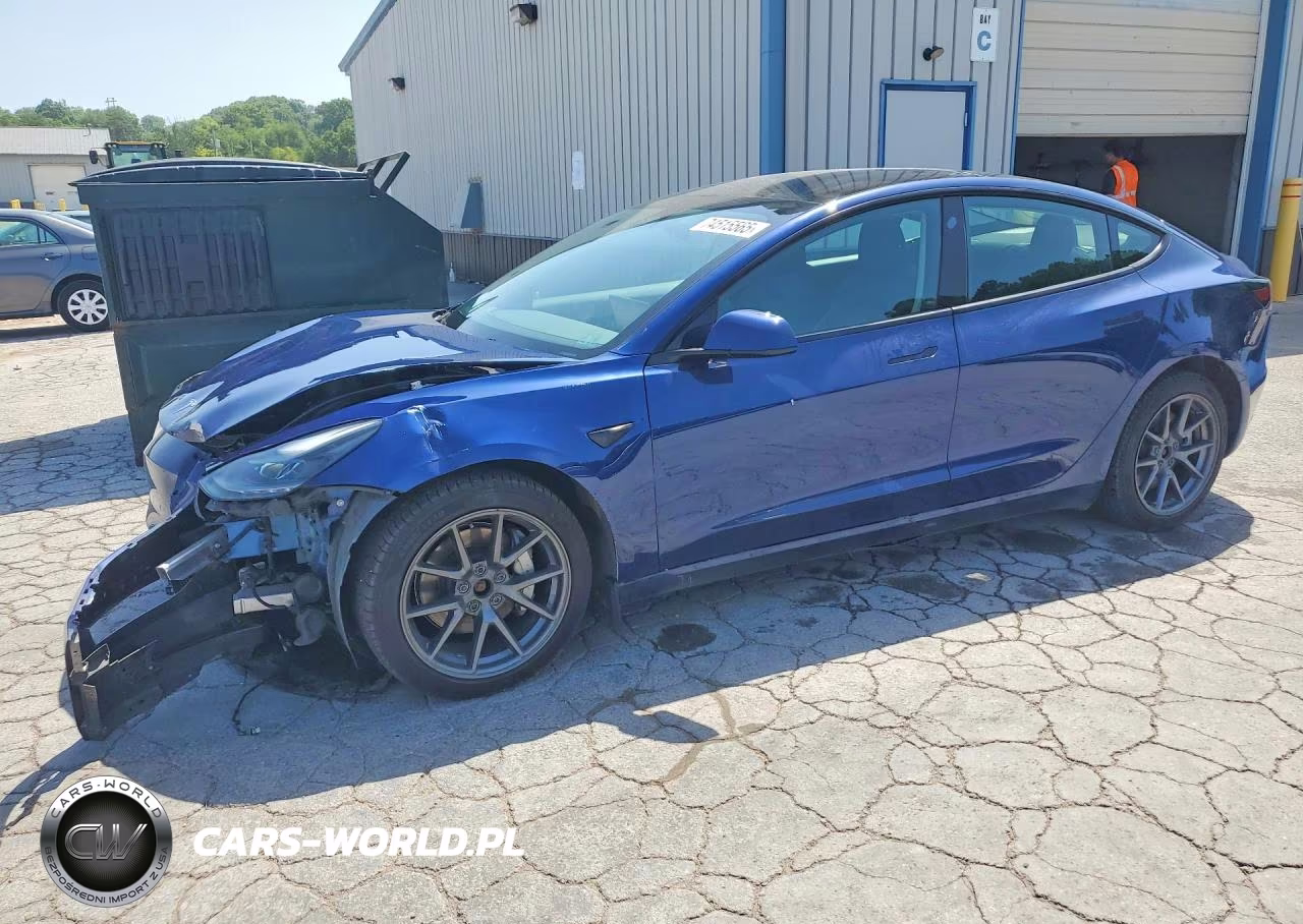 2023 Tesla Model 3 – zdjęcie 1 z 12