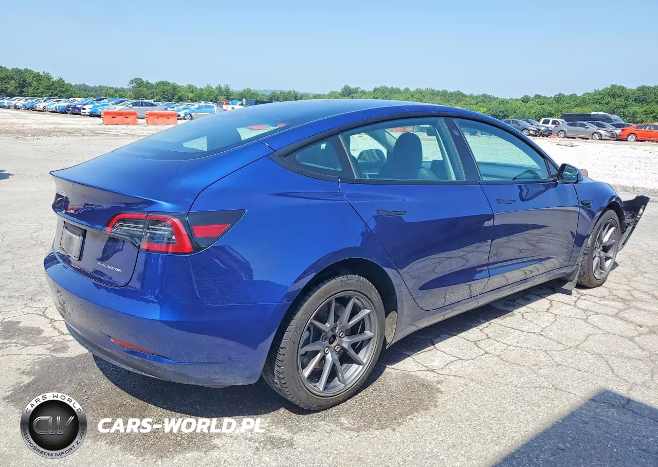 2023 Tesla Model 3 VIN:5YJ3E1EB7PF674429 - 3