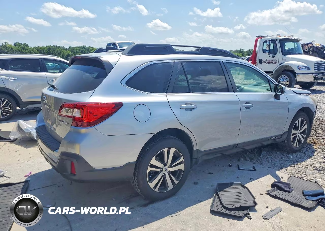 2019 Subaru Outback 2.5I Limited VIN:4S4BSANC8K3322068 - 3