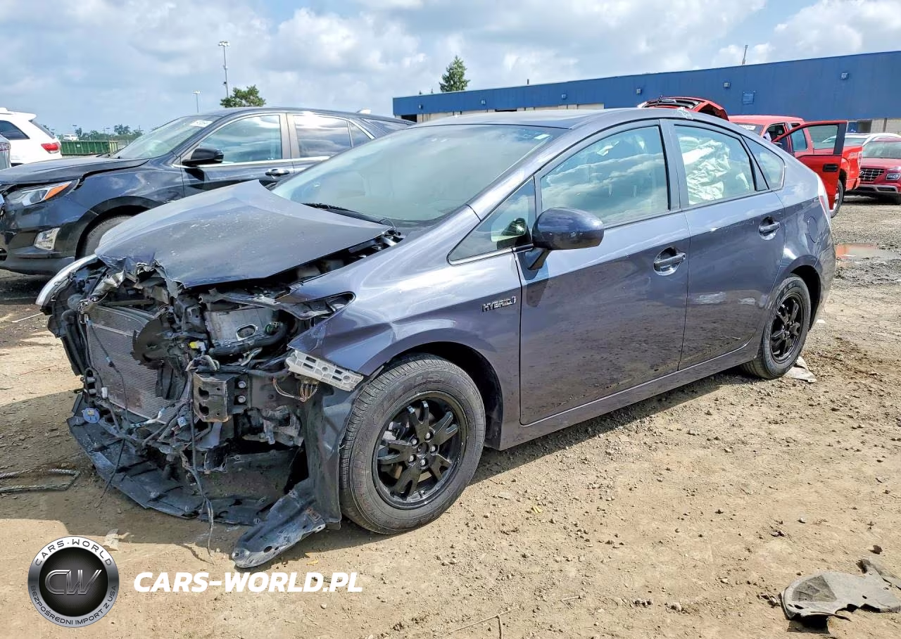2015 Toyota Prius Two – zdjęcie 1 z 12