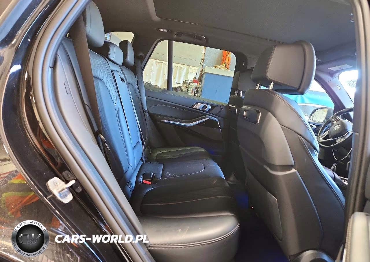2025 BMW X5 xDrive50E VIN:5UX43EU04S9Y17081 - 11
