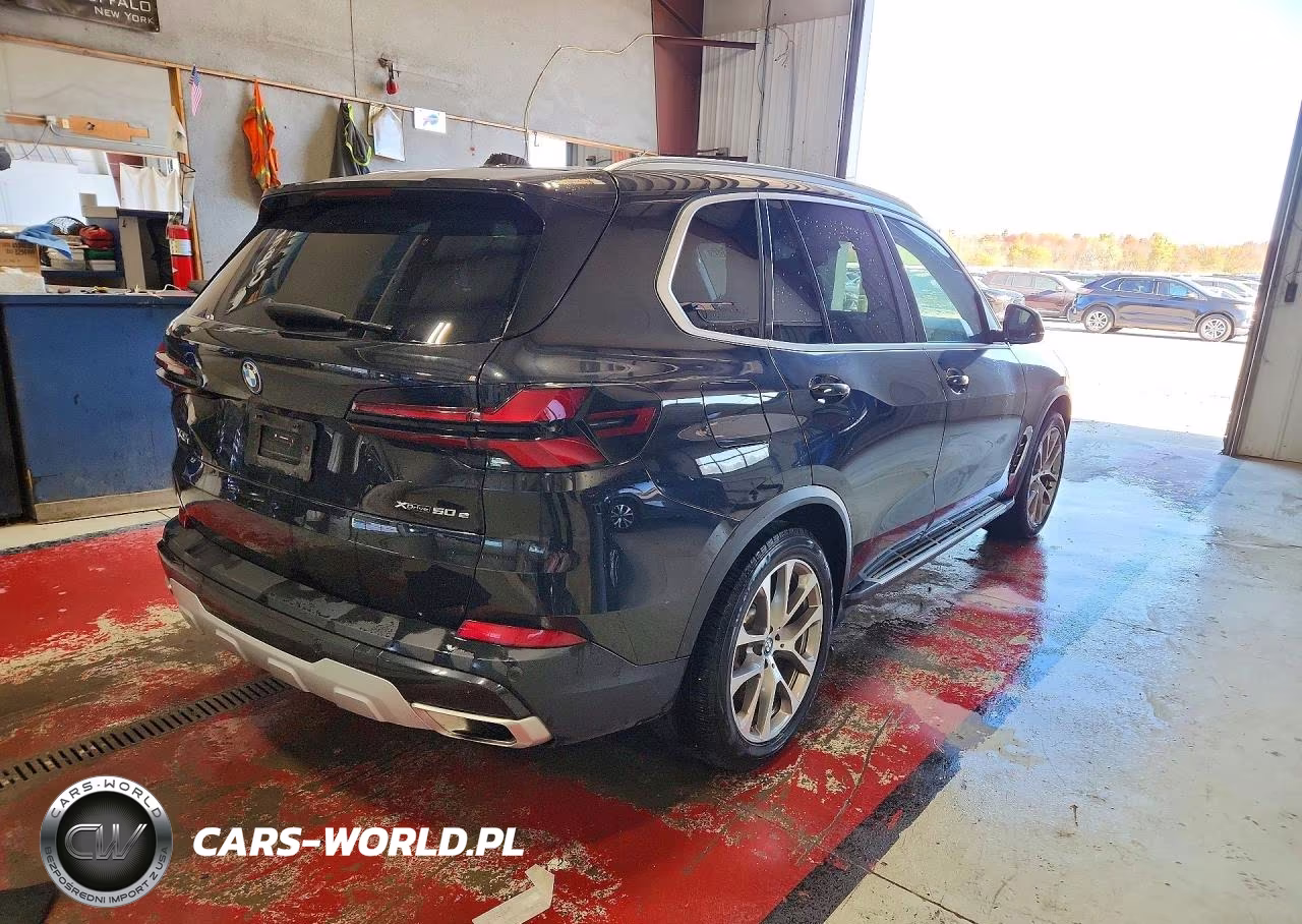 2025 BMW X5 xDrive50E VIN:5UX43EU04S9Y17081 - 3