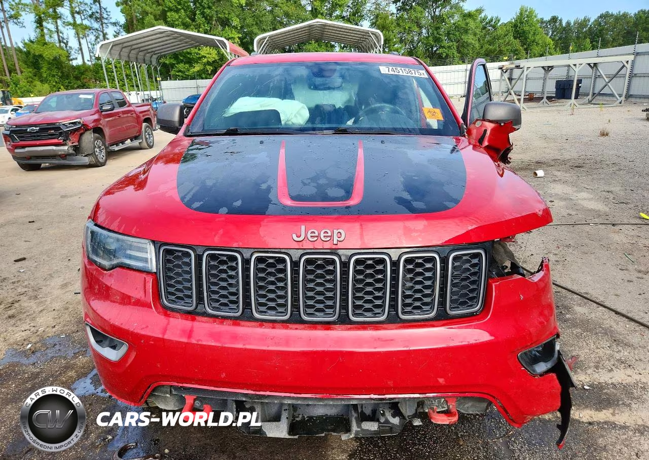 2018 Jeep Grand Cherokee Trailhawk VIN:1C4RJFLG9JC371206 - 5