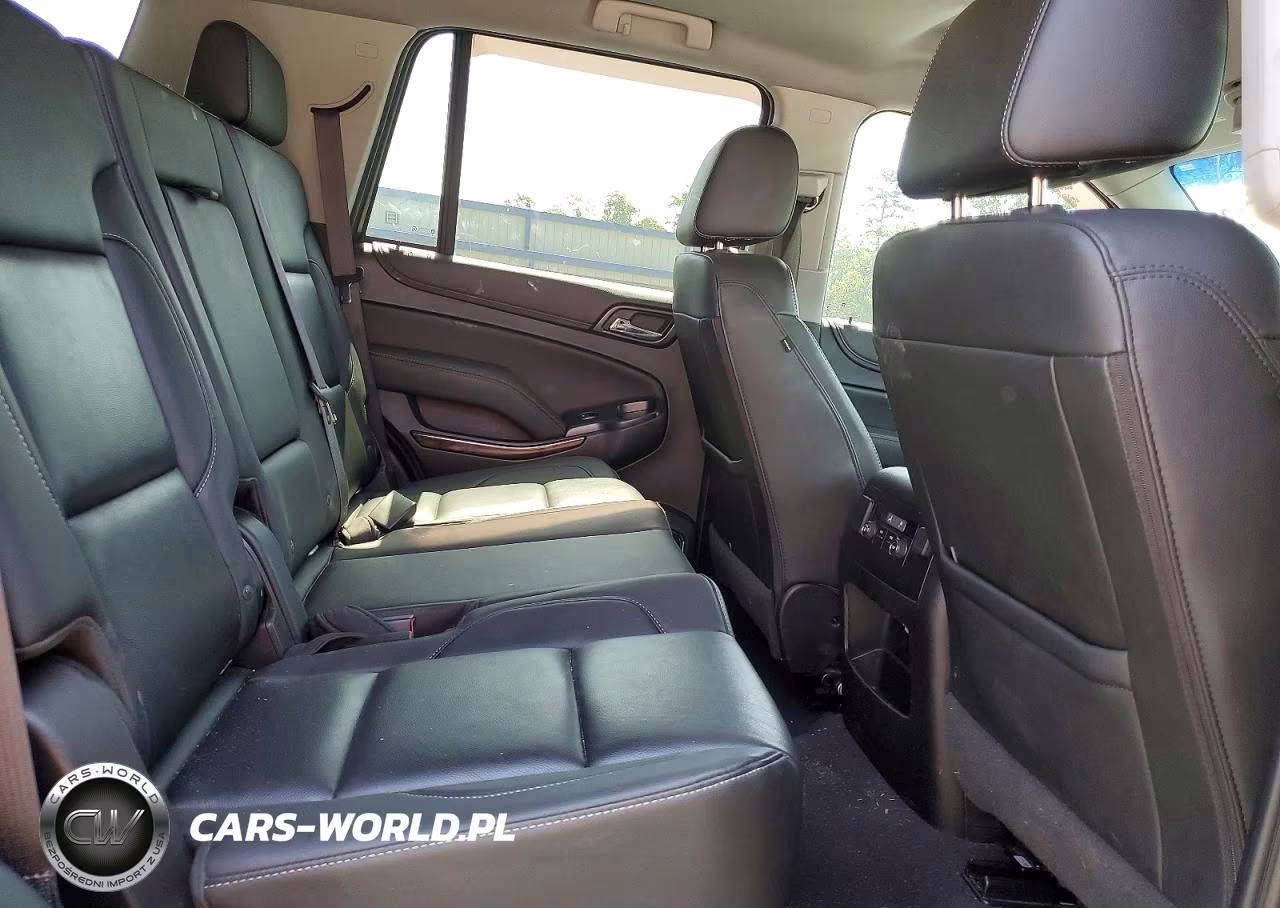 2019 Chevrolet Tahoe C1500 Lt VIN:1GNSCBKC1KR289673 - 11