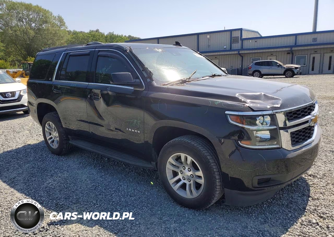 2019 Chevrolet Tahoe C1500 Lt VIN:1GNSCBKC1KR289673 - 4