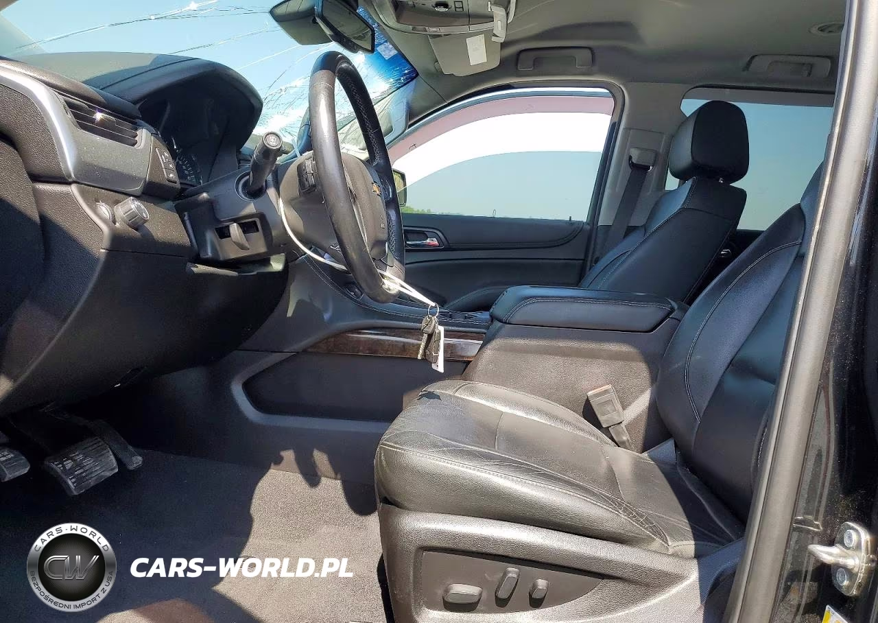 2019 Chevrolet Tahoe C1500 Lt VIN:1GNSCBKC1KR289673 - 7