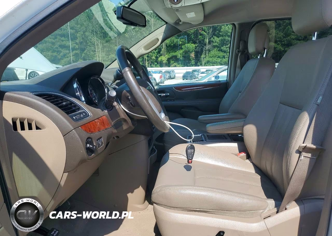 2014 Chrysler Town & Country Touring VIN:2C4RC1BG3ER193031 - 7