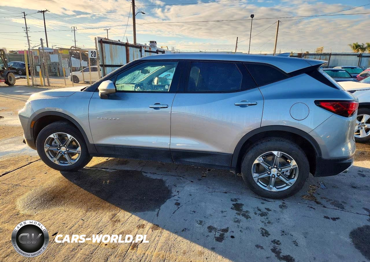 2025 Chevrolet Blazer 2Lt VIN:3GNKBHR41SS206406 - 2