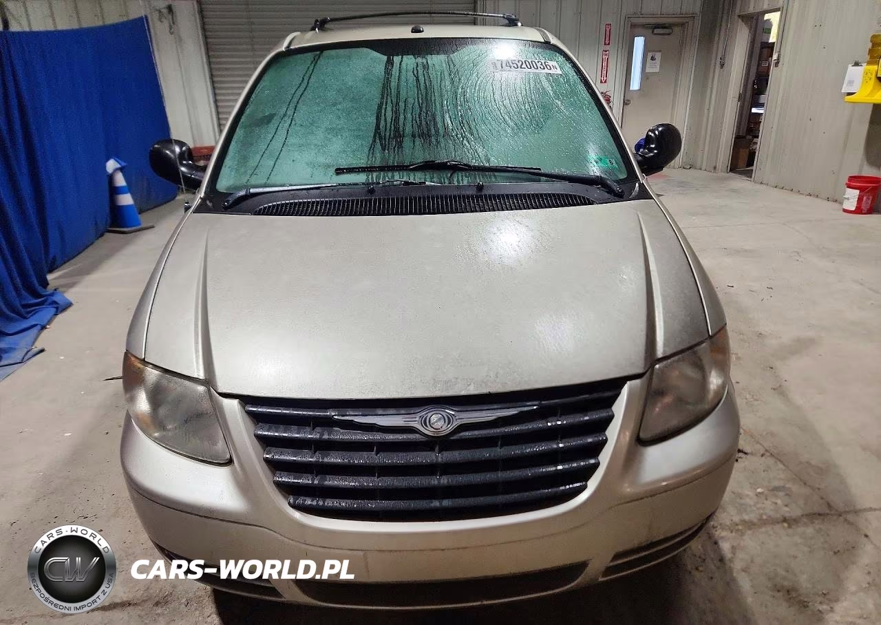 2007 Chrysler Town & Country Lx VIN:1A4GJ45R37B218453 - 5