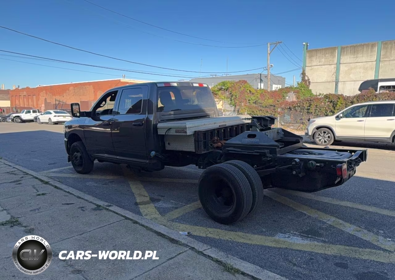 2022 Ram 3500 VIN:3C7WRTCL9NG311343 - 3