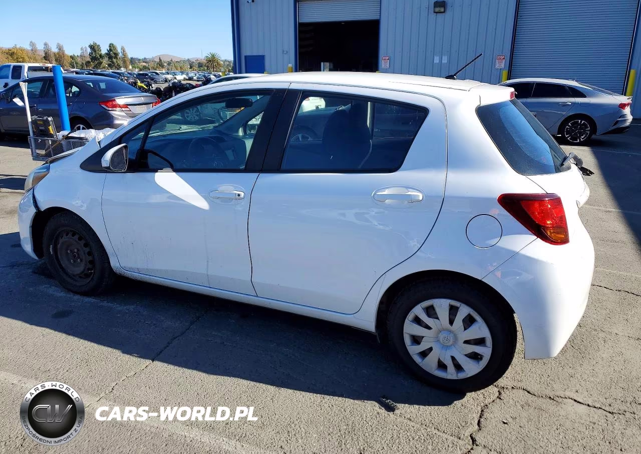 2017 Toyota Yaris 5-Door L Fleet VIN:VNKKTUD30HA082899 - 2