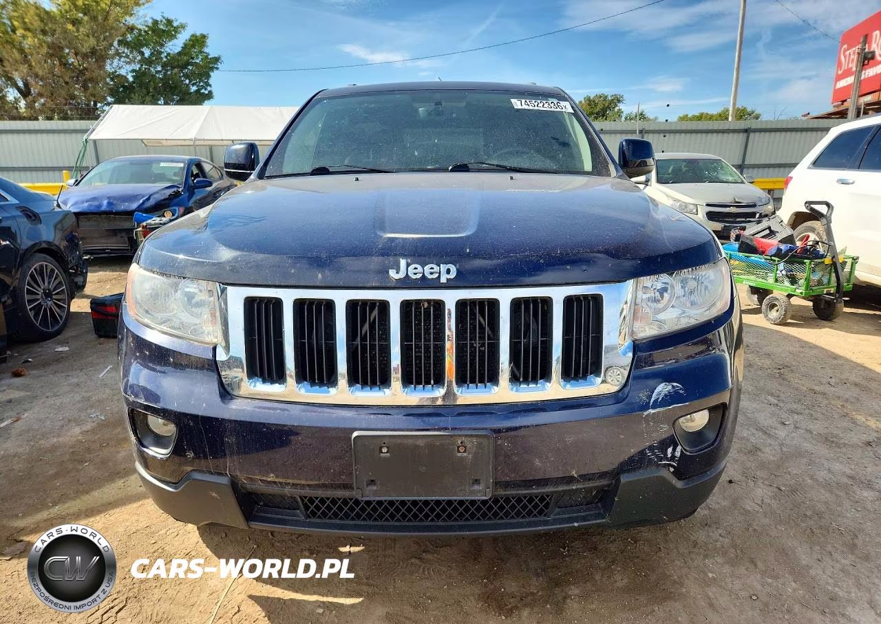 2012 Jeep Grand Cherokee Laredo VIN:1C4RJFAG8CC183556 - 5
