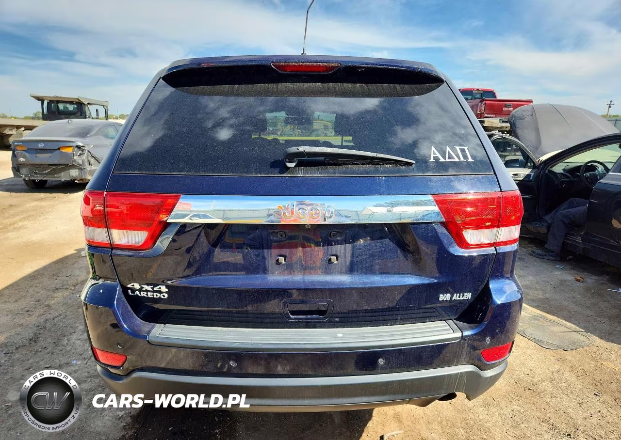 2012 Jeep Grand Cherokee Laredo VIN:1C4RJFAG8CC183556 - 6