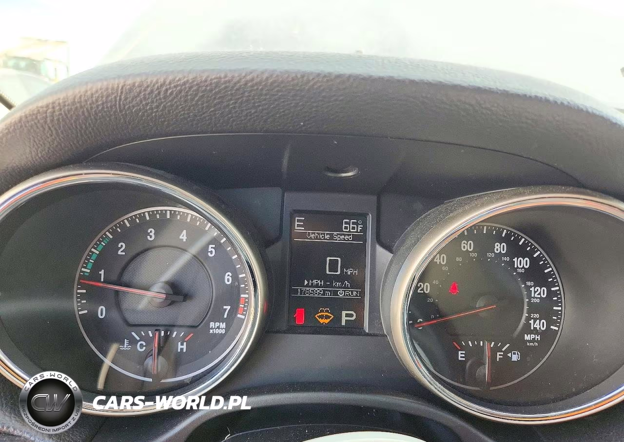 2012 Jeep Grand Cherokee Laredo VIN:1C4RJFAG8CC183556 - 9