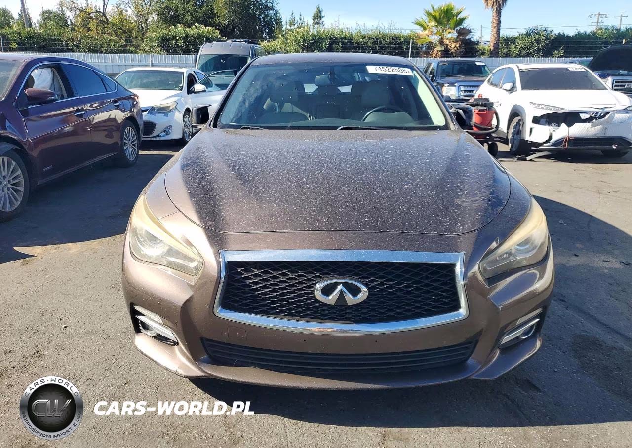 2014 Infiniti Q50 Premium VIN:JN1BV7AR7EM690042 - 5