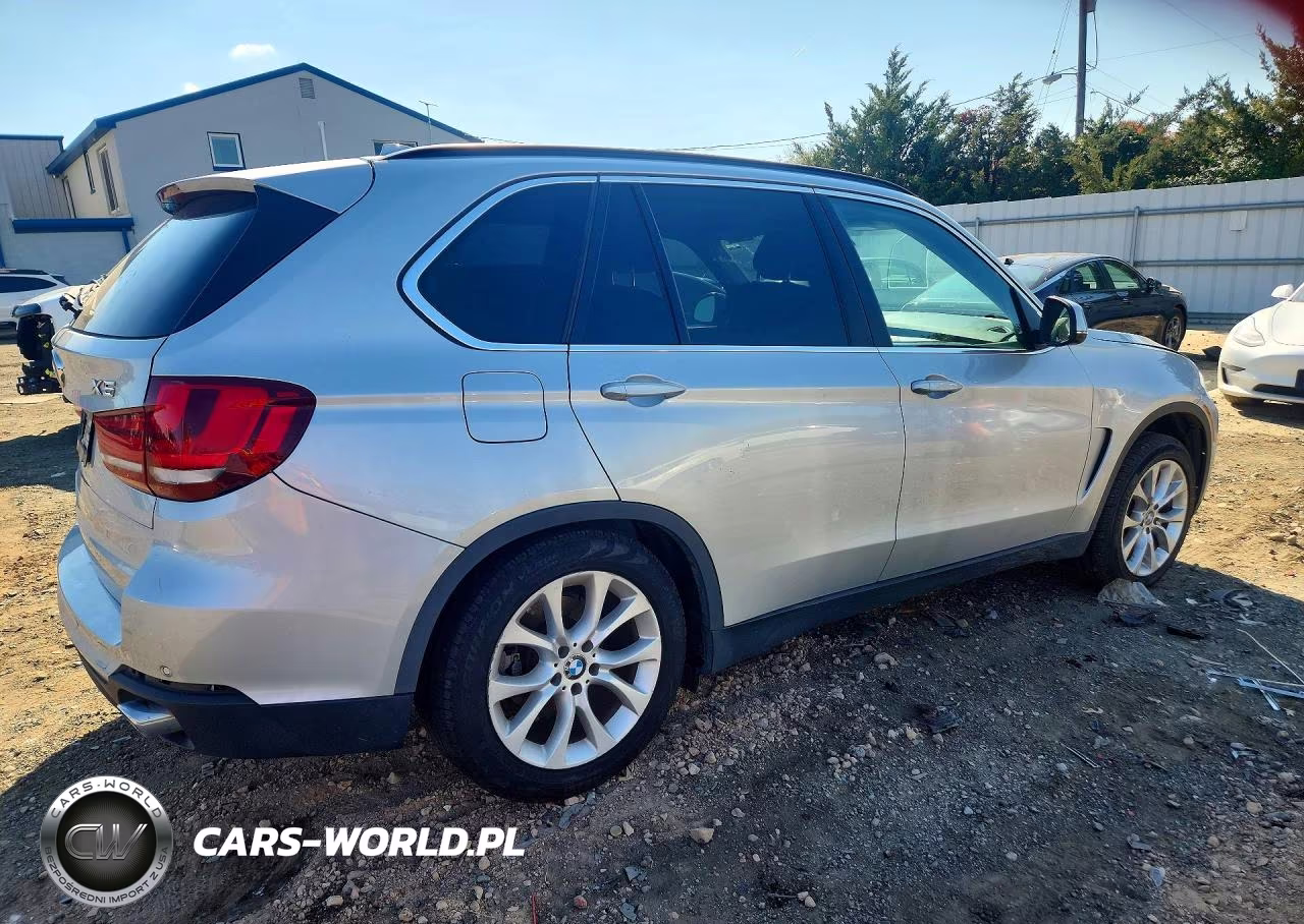 2016 BMW X5 xDrive35I VIN:5UXKR0C55G0P20702 - 3