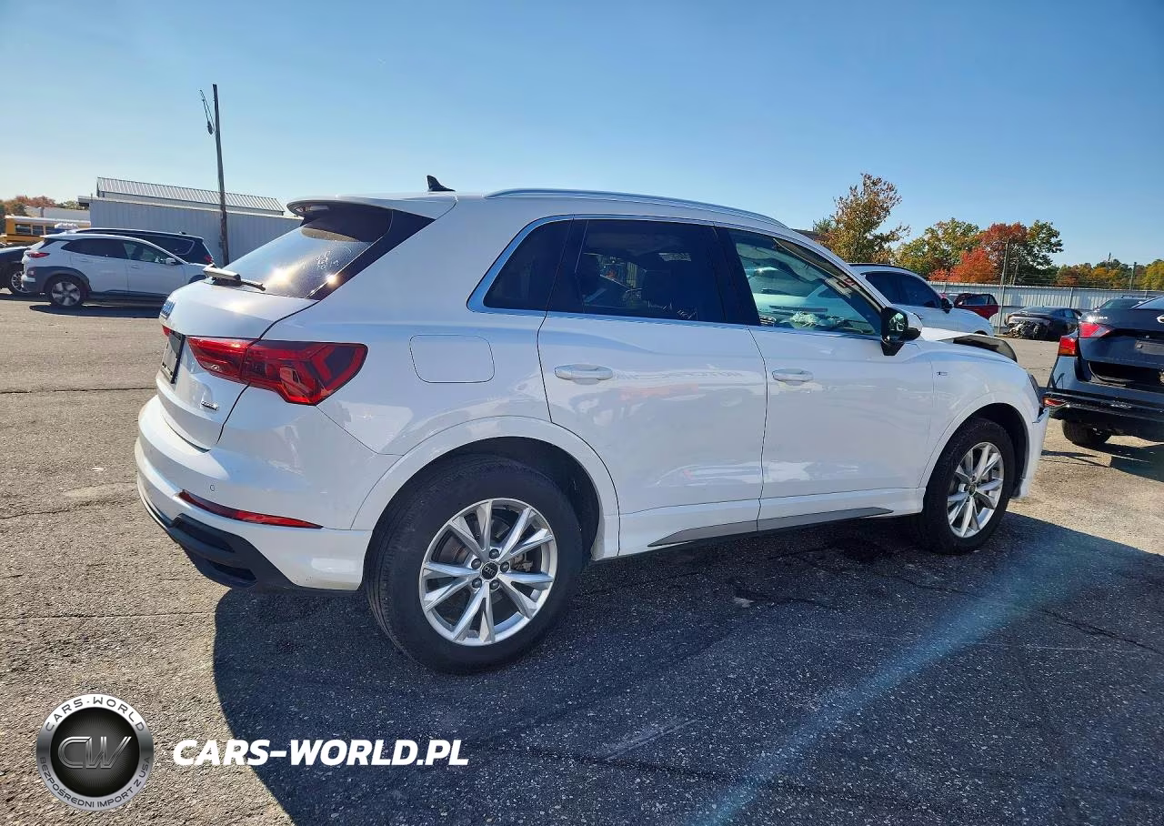 2025 Audi Q3 Premium S Line 45 VIN:WA1DECF37S1020811 - 3