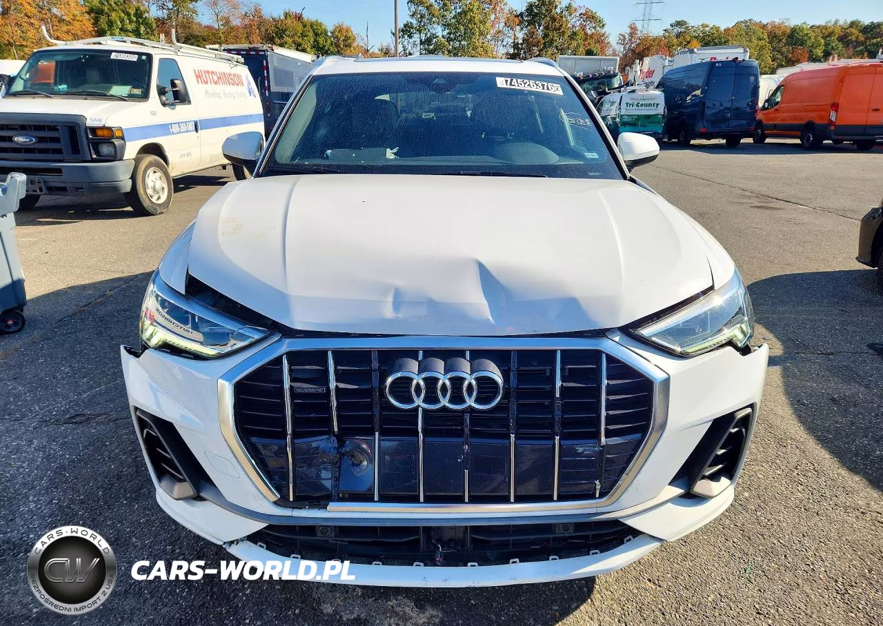 2025 Audi Q3 Premium S Line 45 VIN:WA1DECF37S1020811 - 5