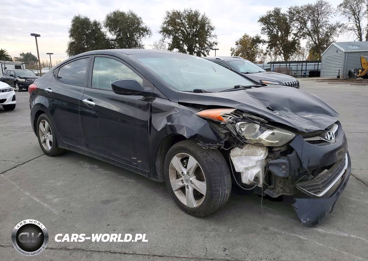 2012 Hyundai Elantra Gls VIN:KMHDH4AE8CU324527 - 4