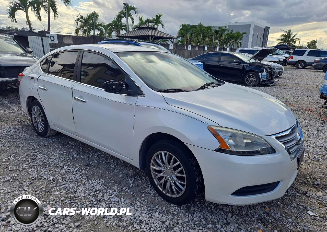 2013 Nissan Sentra S VIN:3N1AB7AP5DL774095 - 4