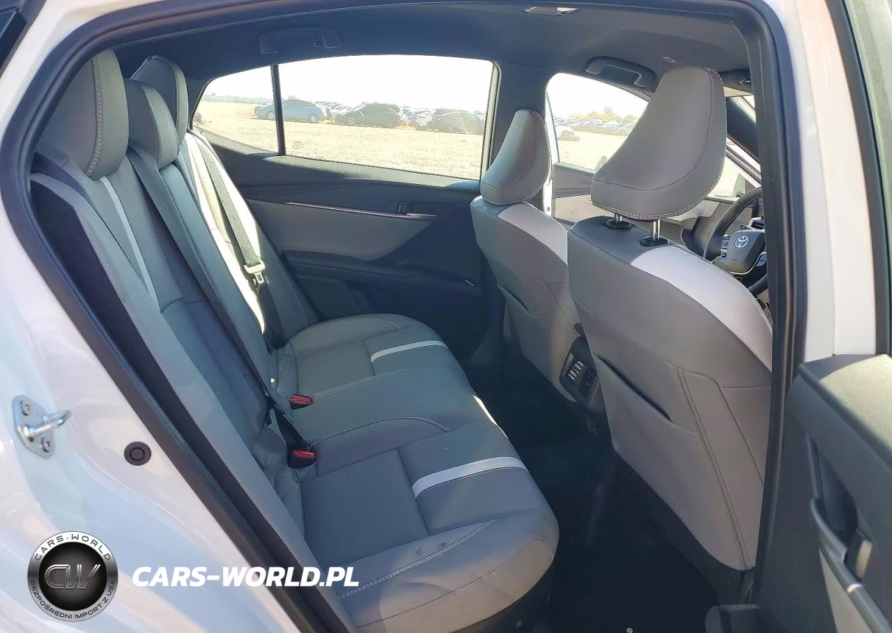 2025 Toyota Camry Se VIN:4T1DAACK1SU626794 - 10