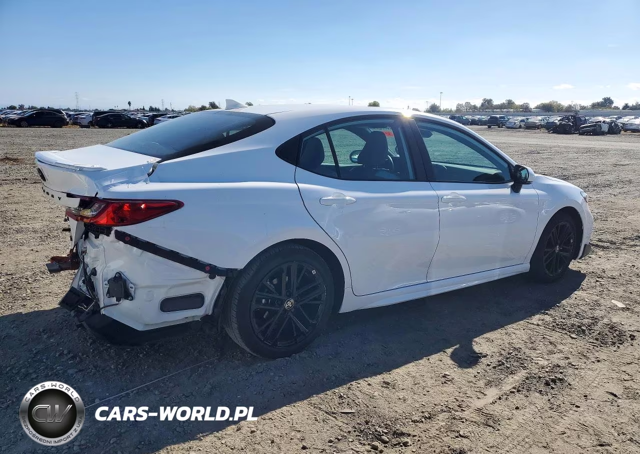 2025 Toyota Camry Se VIN:4T1DAACK1SU626794 - 3