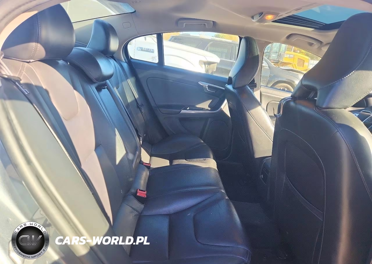 2016 Volvo S60 Premier VIN:YV126MFK4G2403155 - 10