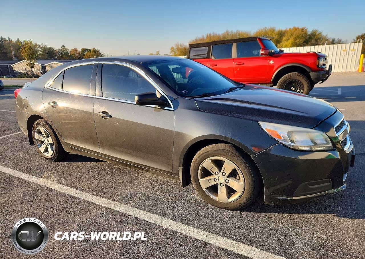 2014 Chevrolet Malibu Ls VIN:1G11B5SL4EF238000 - 4