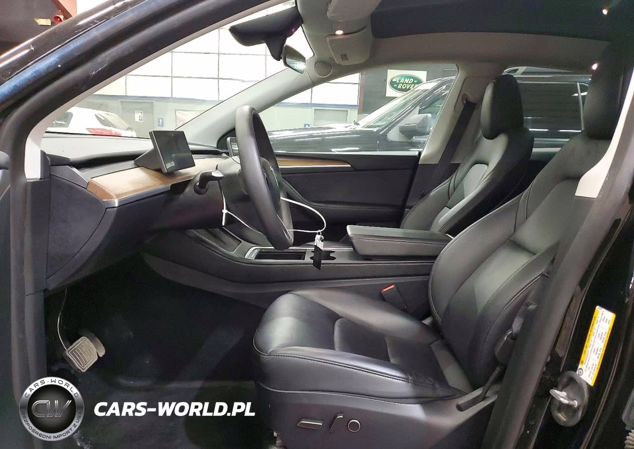 2024 Tesla Model Y VIN:7SAYGDEE2RF131278 - 7