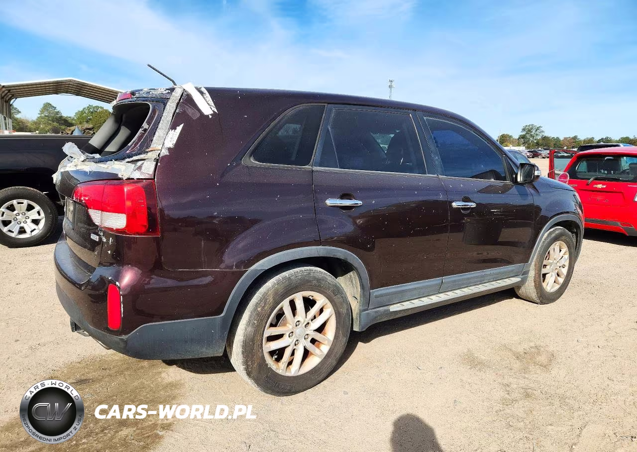 2015 Kia Sorento Lx VIN:5XYKT3A62FG556432 - 3