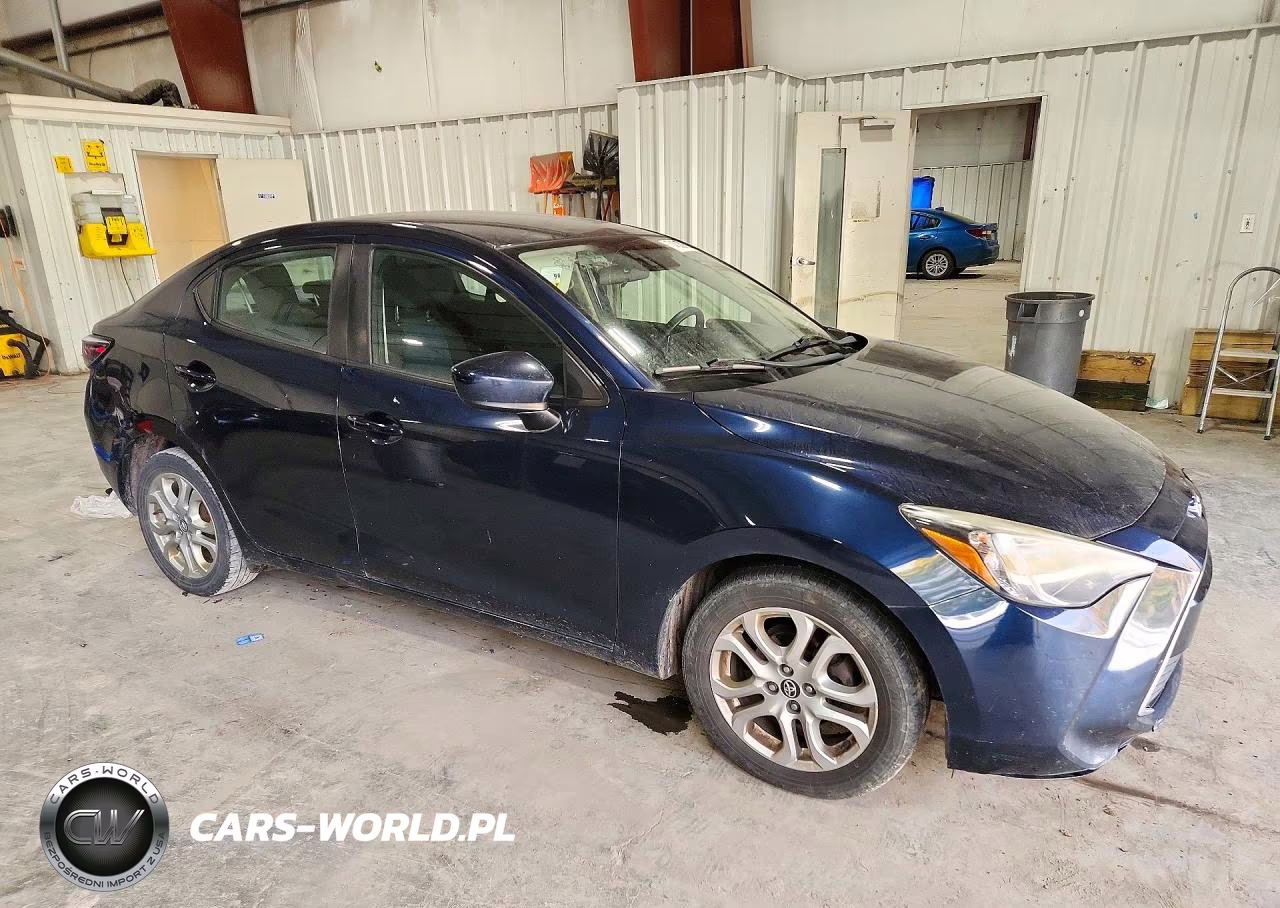 2018 Toyota Matrix VIN:3MYDLBYV0JY301400 - 4