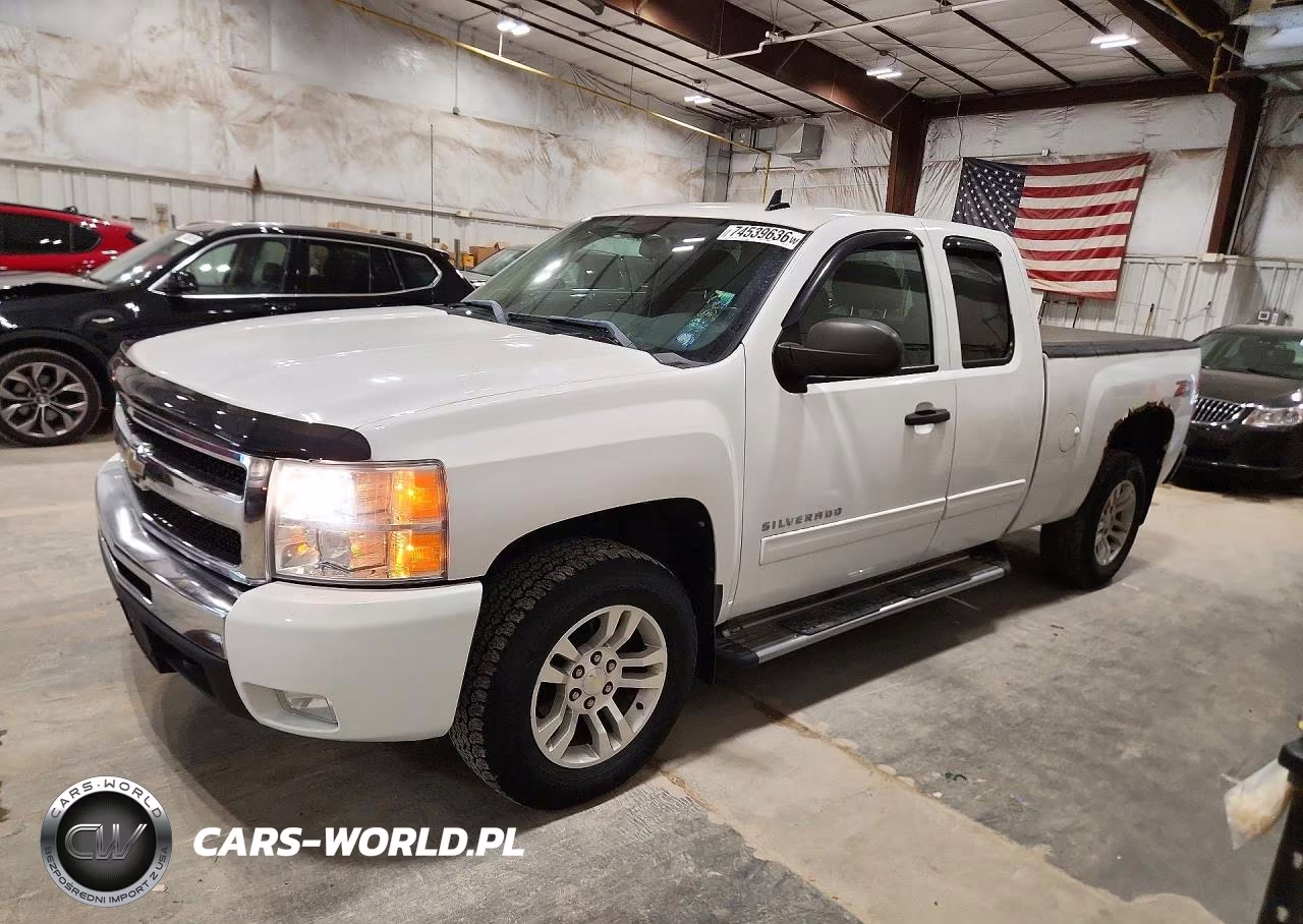 2011 Chevrolet Silverado K1500 Lt VIN:1GCRKSE30BZ458314 - 1