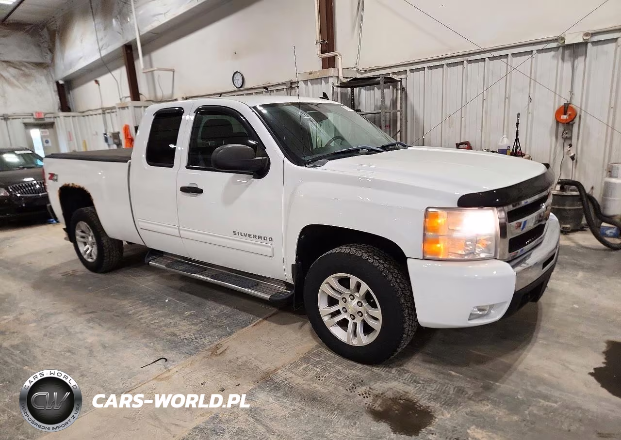 2011 Chevrolet Silverado K1500 Lt VIN:1GCRKSE30BZ458314 - 4