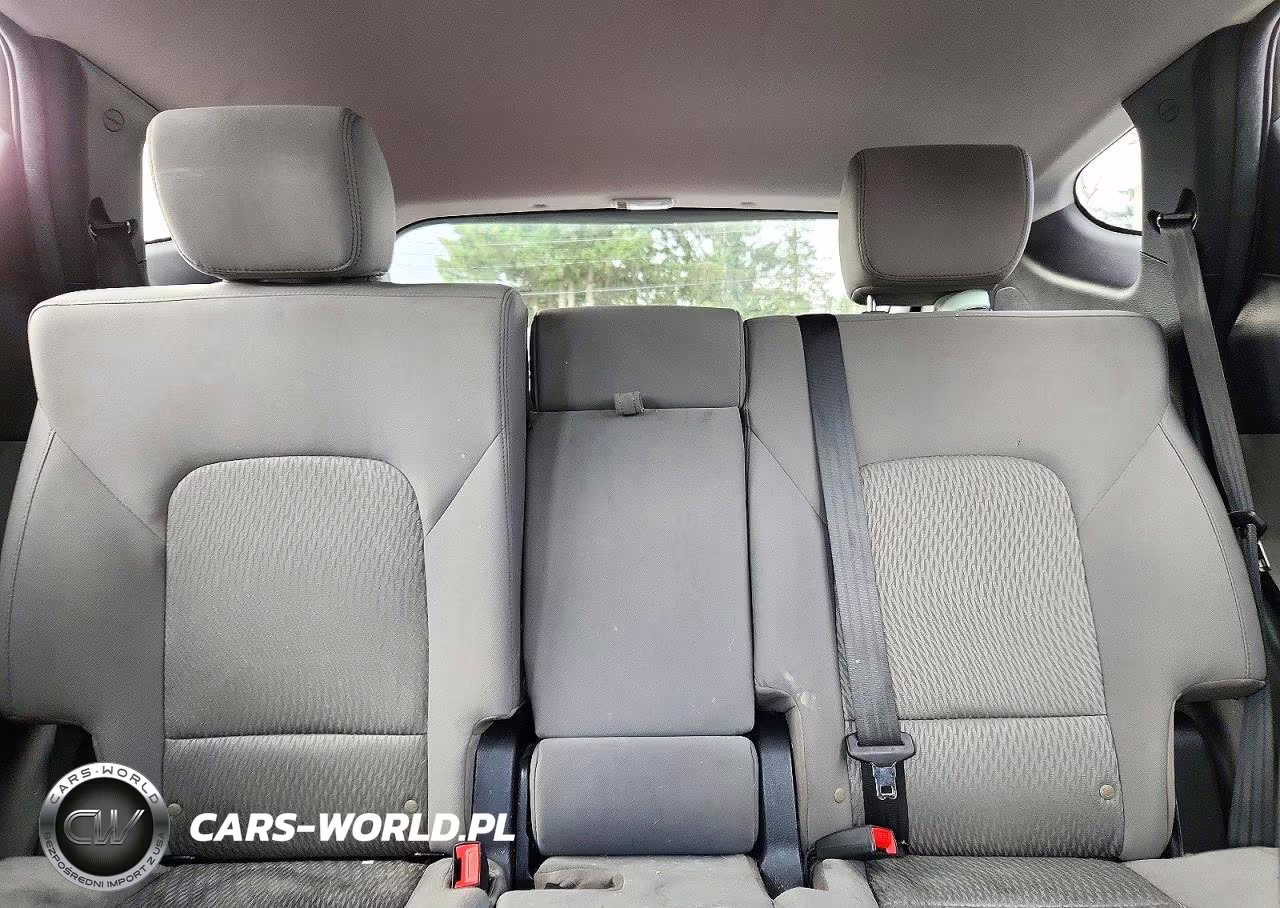 2018 Hyundai Santa Fe Sport 2.4L VIN:5NMZT3LB9JH106770 - 10