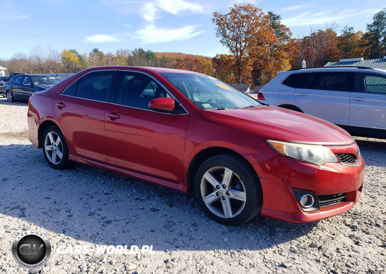 2013 Toyota Camry Se VIN:4T1BF1FK9DU710059 - 4