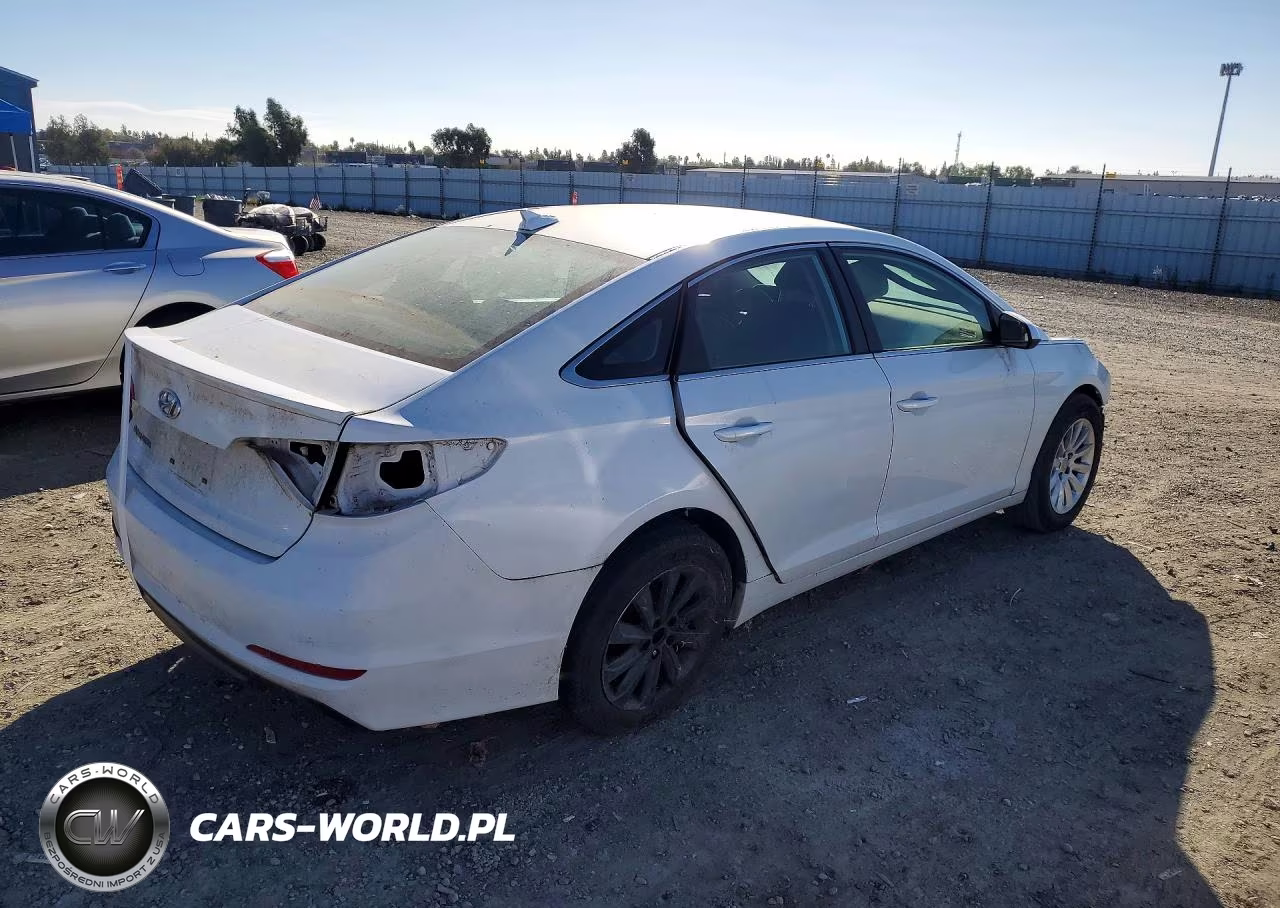 2015 Hyundai Sonata Se VIN:5NPE24AF4FH120292 - 3